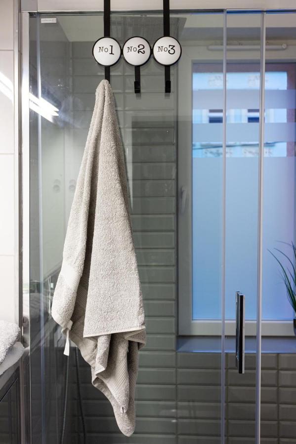 Apartament Studzienna 18 *
